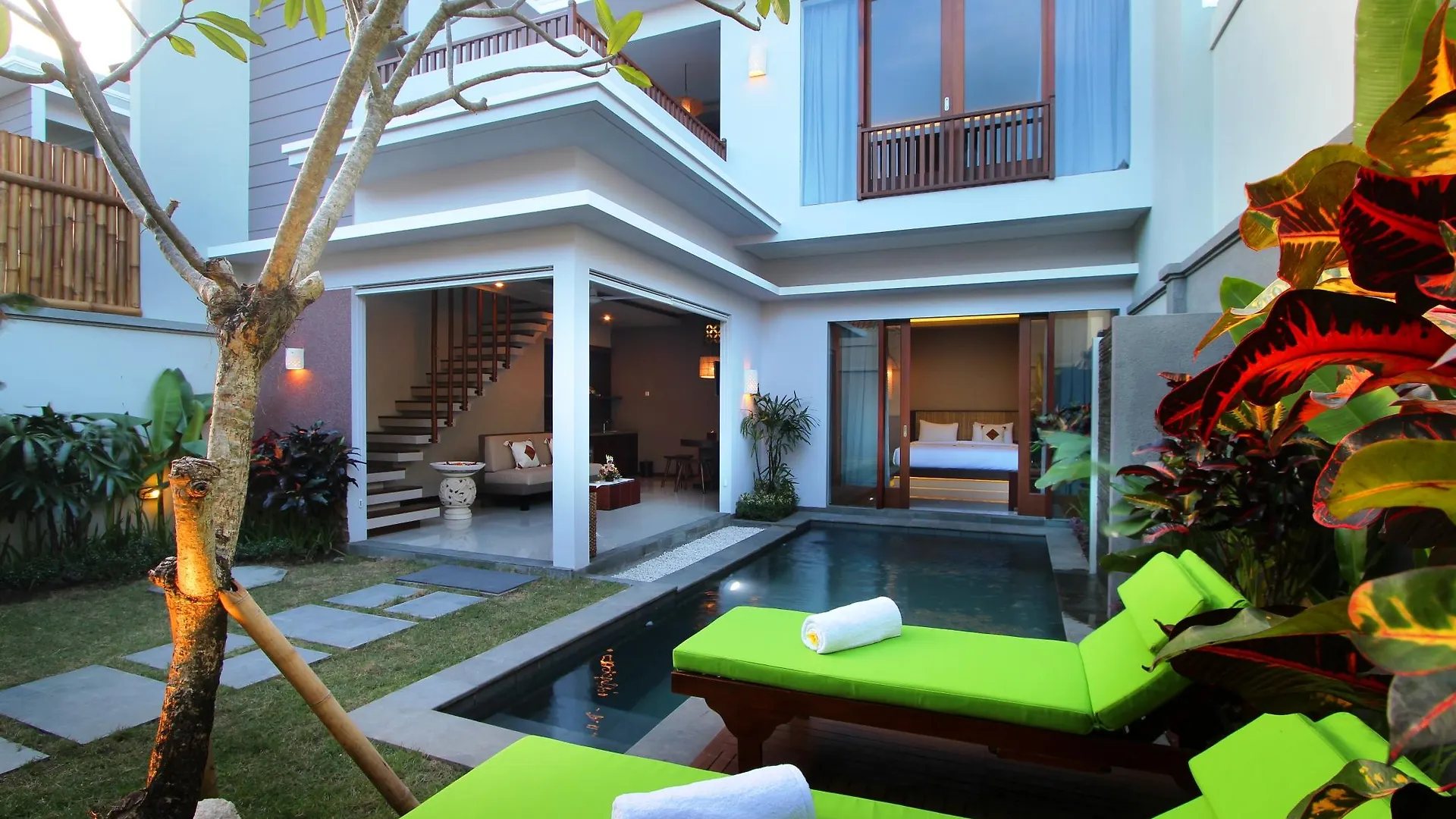 Maharaja Villas Bali - Chse Certified Kerobokan   Kerobokan (Bali)